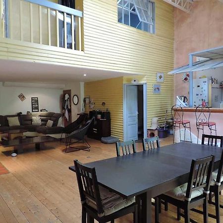 佩兹纳斯Duplex Avec Terrasse Tropezienne公寓 外观 照片